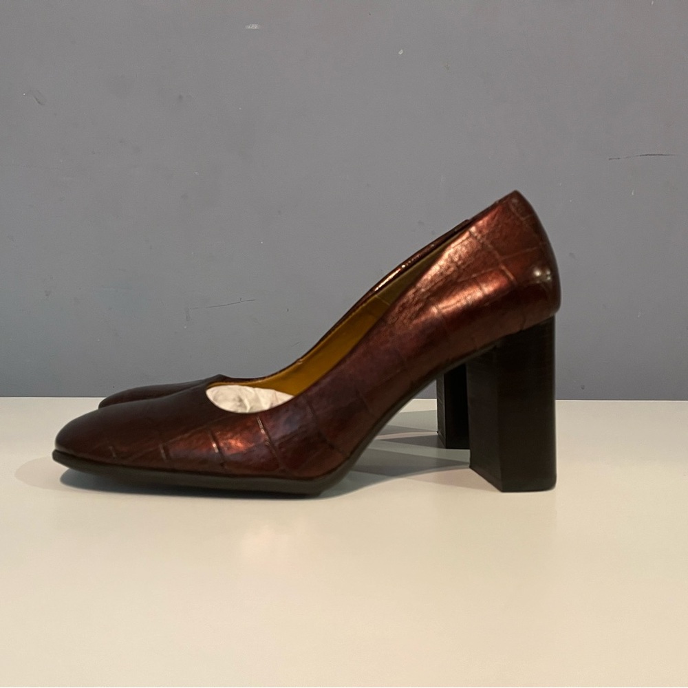 NINE WEST ORIO2 SUMMER HONEY CROCO PUMPS SIZE 6.5M
